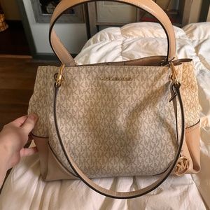 Michael Kors purse